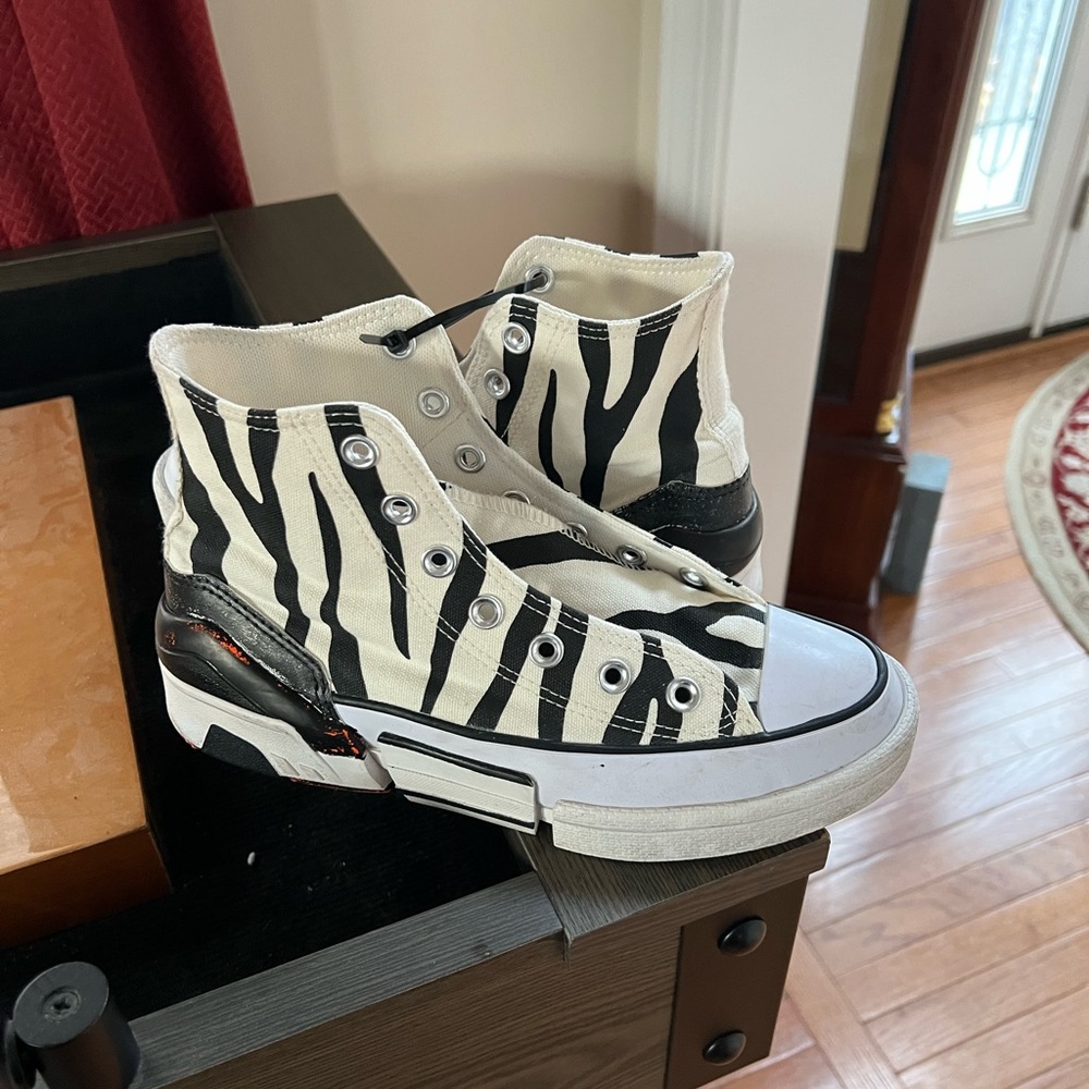 Converse Women's Sunblocked CPX70 Zebra lace up tennis shoes sku 567720C